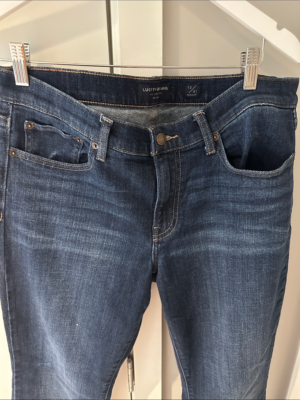 Lucky Brand Straight Leg Dark Blue Jeans